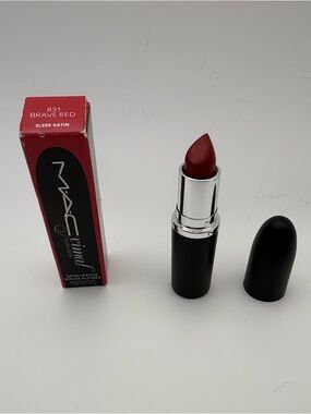MAC Cosmetics MACximal Sleek Satin Lipstick - Brave Red 831 BNIB